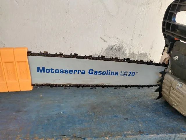 Moto serra à gasolina.  - Foto 4