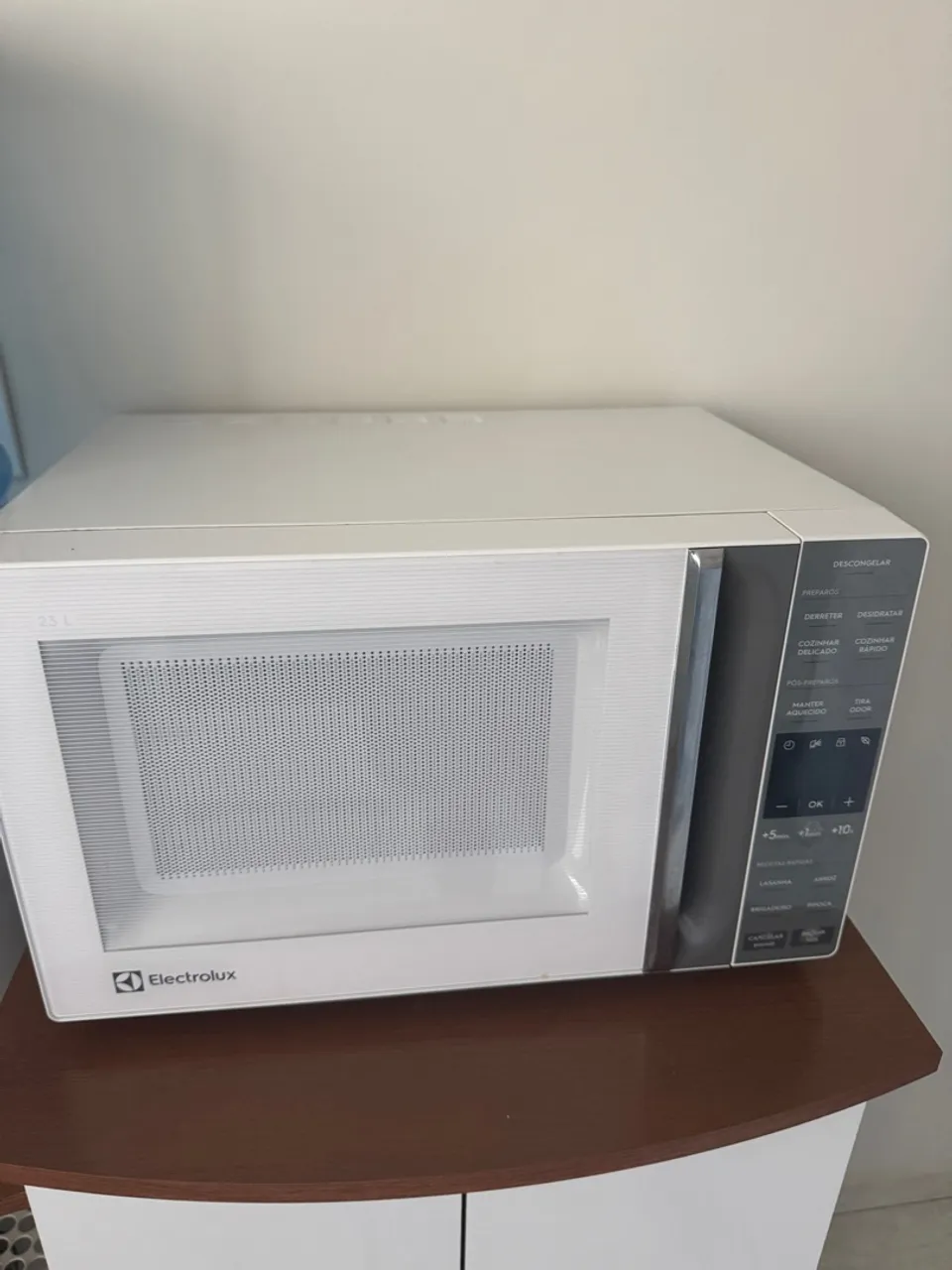 Micro-ondas Electrolux 23L