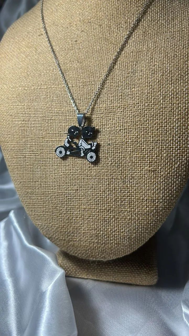 Colar com pingente de bicicleta para casais - Foto 3