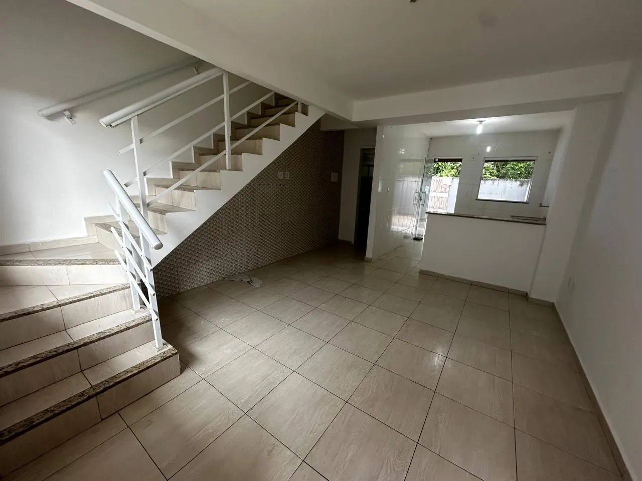 DUPLEX FUNDOS A VENDA EM MURIQUI  - Foto 4