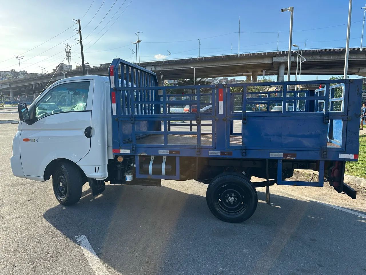 Hyundai HR - Foto 13