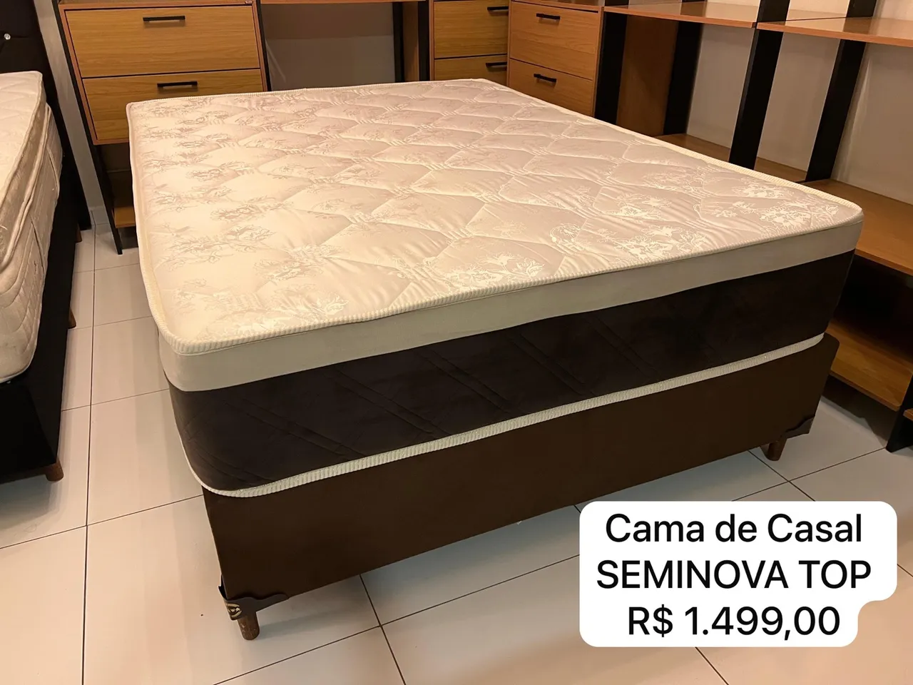 Cama de Casal Seminova Top