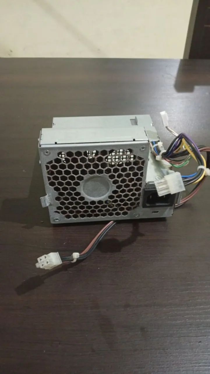 Fonte Hp bivolts - Foto 4