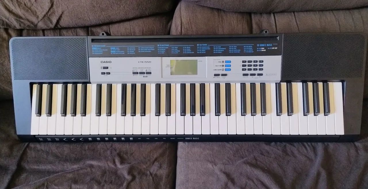Teclado Casio CTK-1550 - Ótimo estado!