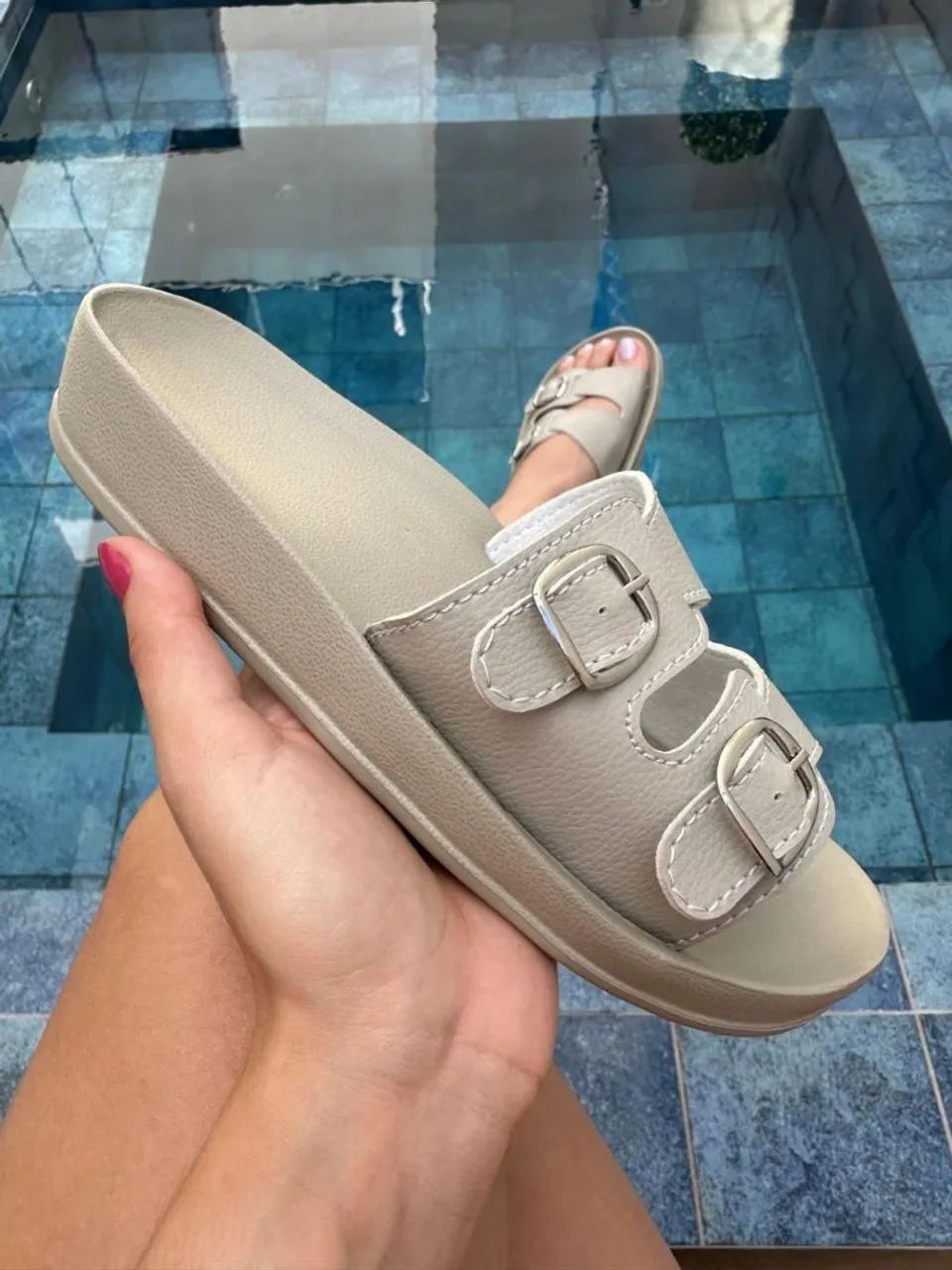 Sandália fivela papete  - Foto 4