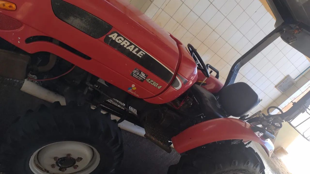 Trator Agrale 4230 4x4 - Foto 6