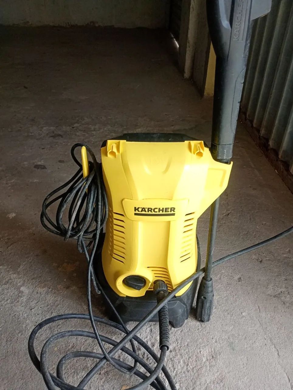 Lavadora de Alta Pressão Karcher - Foto 6
