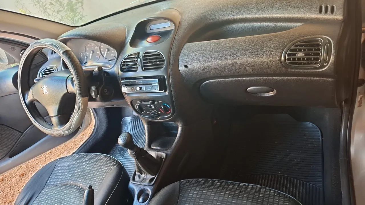 Peugeot 206  1.4 2007 sensat fx - Foto 2