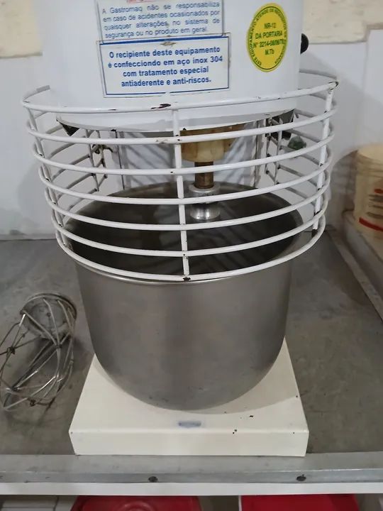 Vendo batedeira usada - Foto 4