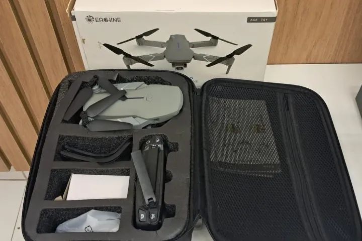 Drone EACHINE E520S PRO, pouco usado, NOVO, 2 Baterias + Case. - Foto 3