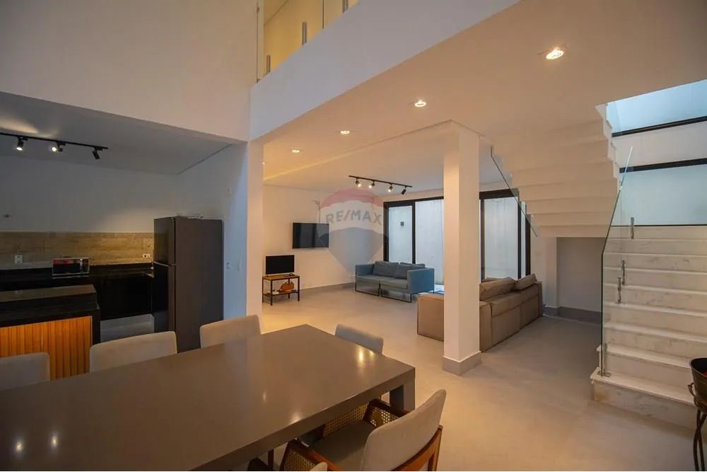 Casa à Venda em Juquehy refúgio moderno no paraíso