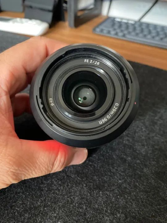 Lente Sony 28mm F2 fullframe - Foto 2