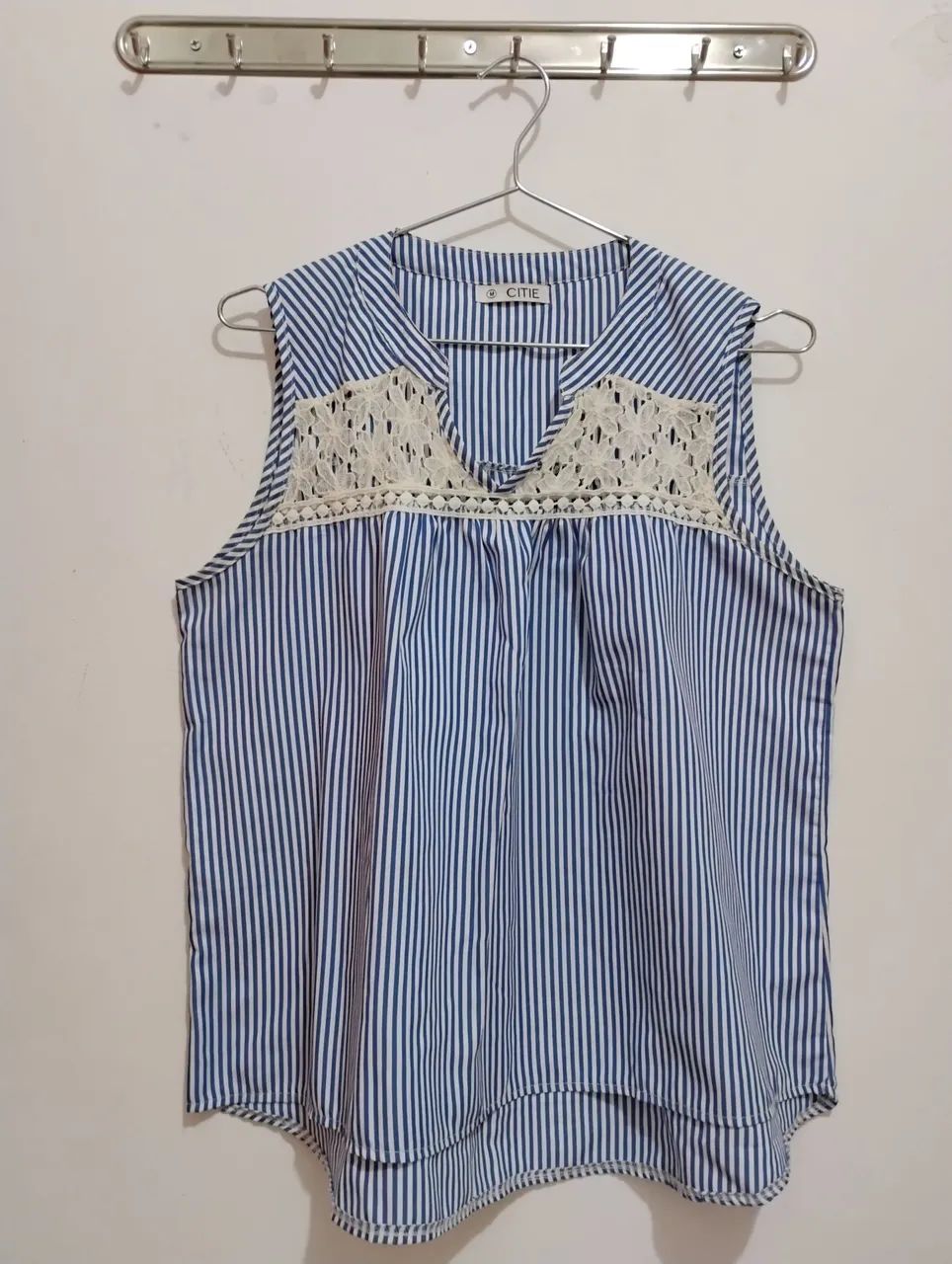 Blusa Azul Listrada - Foto 2