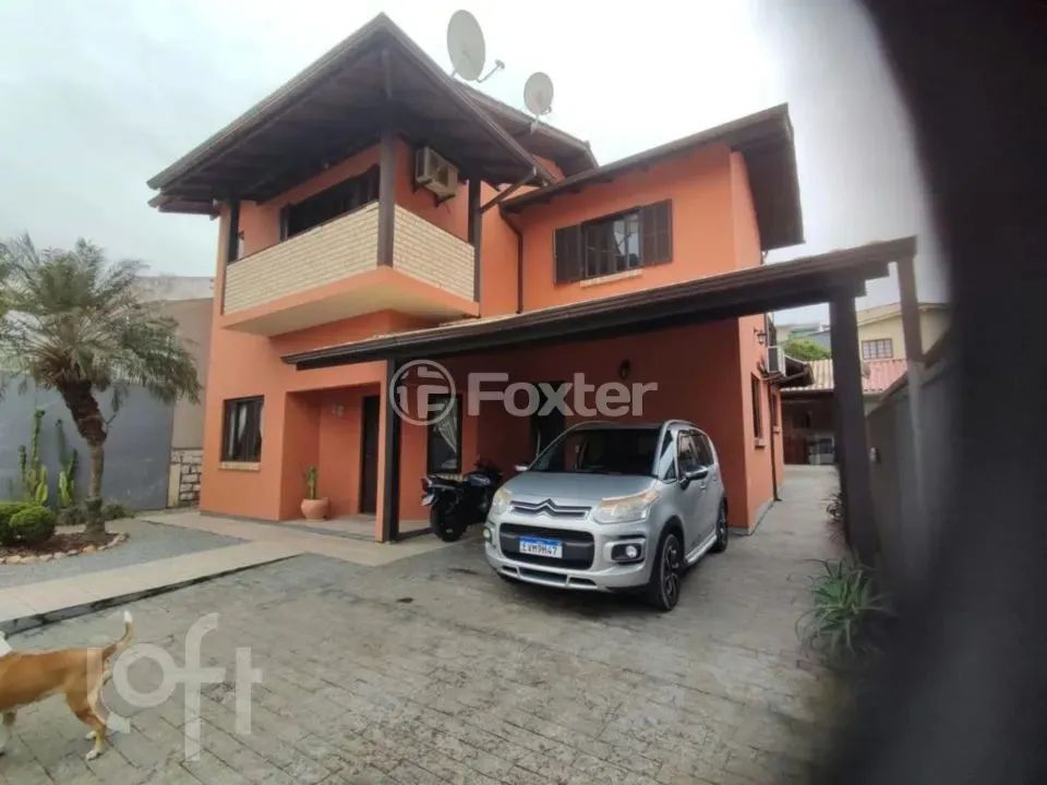 Casa à venda Rua Frei Albano, Centro - São José