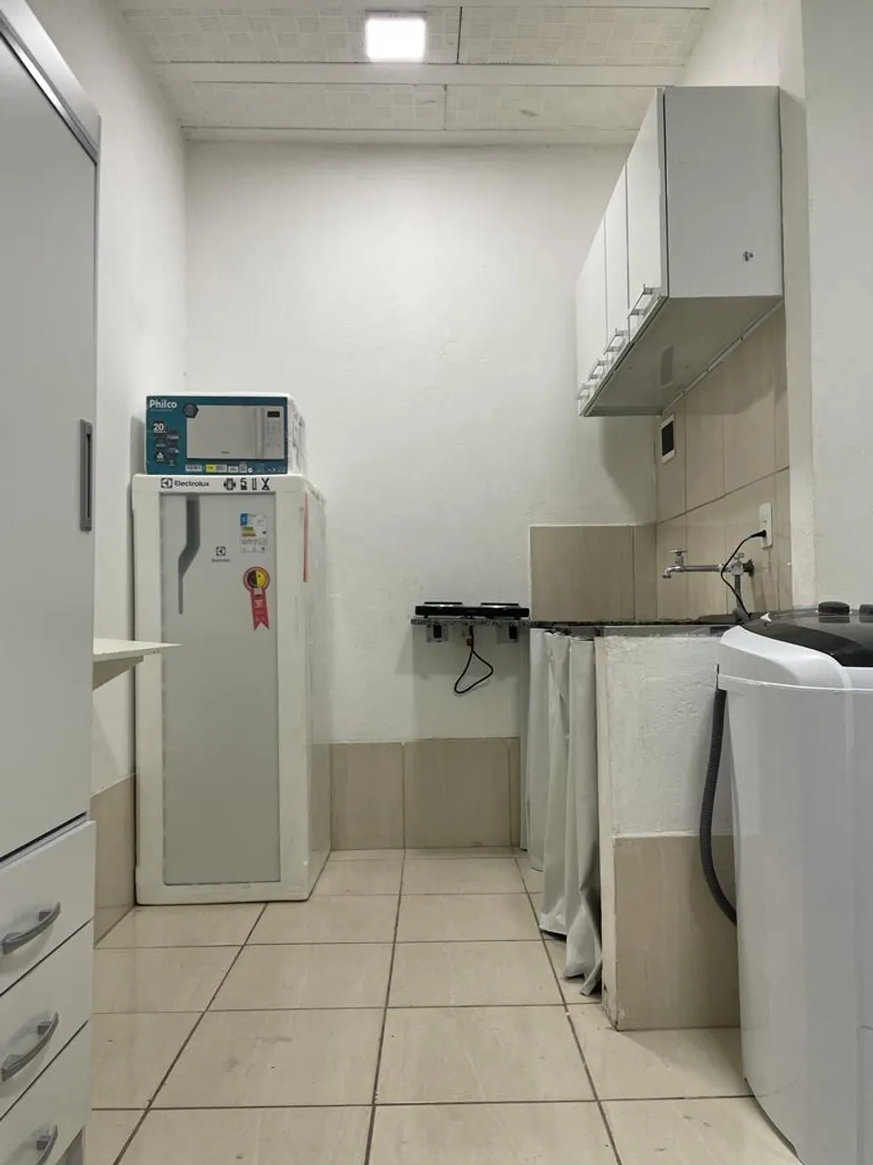 ALUGO KITINETE MOBILIADA SEM FIADOR