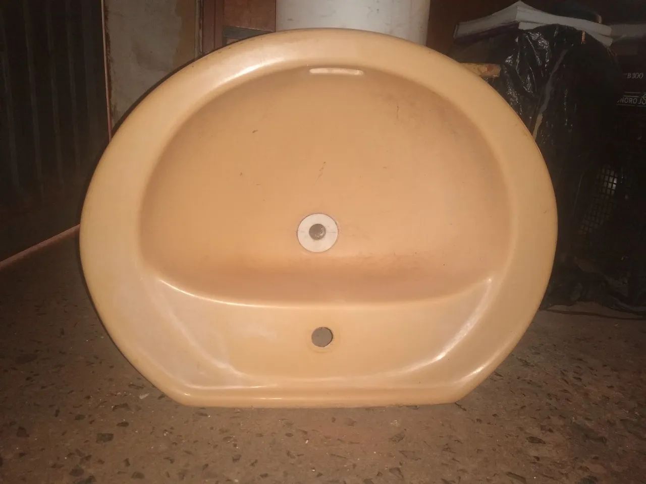 Cuba/Pia marrom Oval