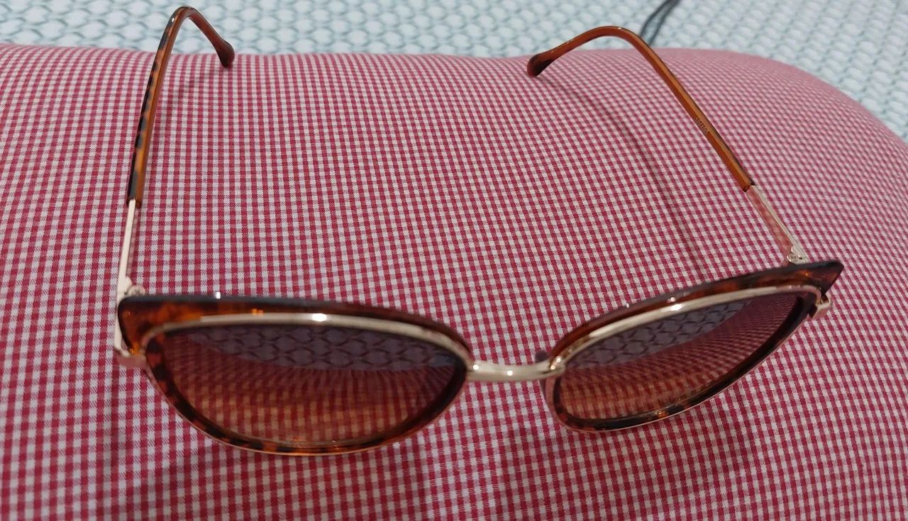 Óculos de Sol Feminino rose gold com tartaruga  - Foto 4