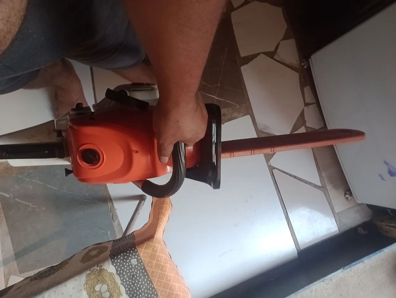 Motosserra muito nova - Foto 2