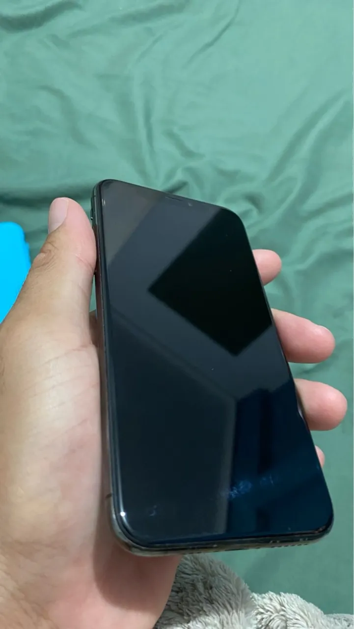 iPhone XS
