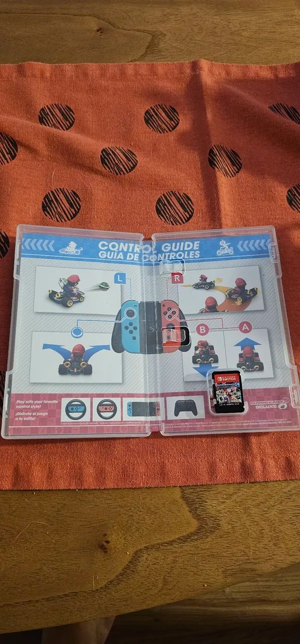 Mario Kart 8 Deluxe Nintendo Switch - Foto 2