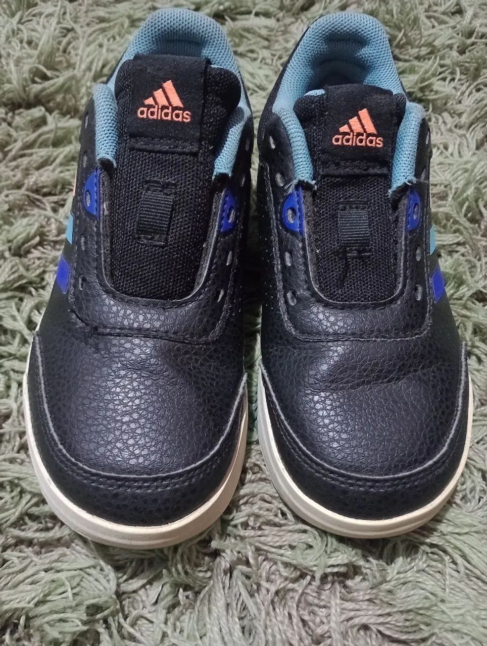 Tênis Adidas Infantil usado em ótimo estado Tam:28 - Foto 2