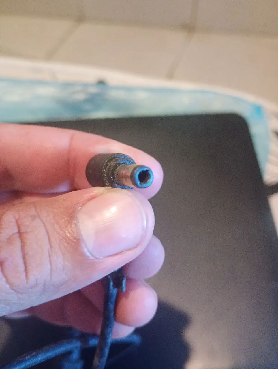 Original laptop charger for Asus x555l x555lf, selling quickly64520762675202121