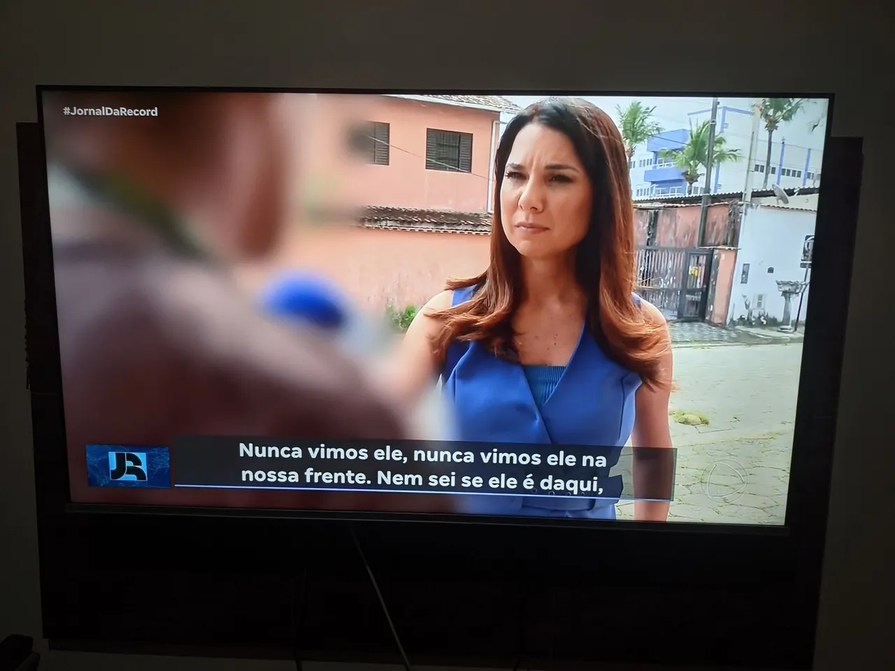 TV Jornal da Record - Modelo com design moderno