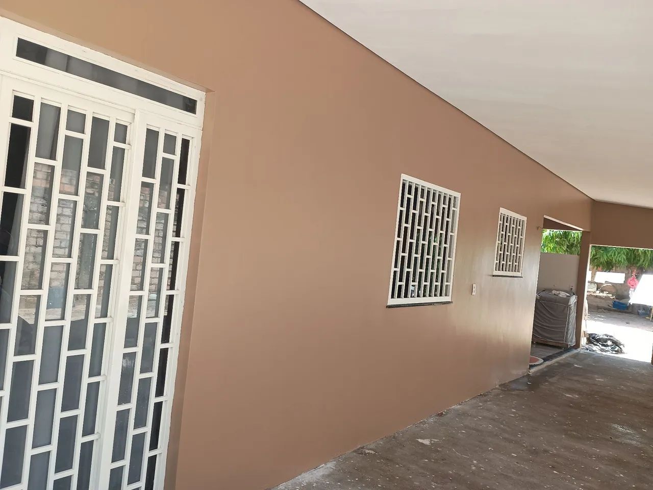 Reformas  .em cerâmicas   porcelanato e pinturas reformas geral 