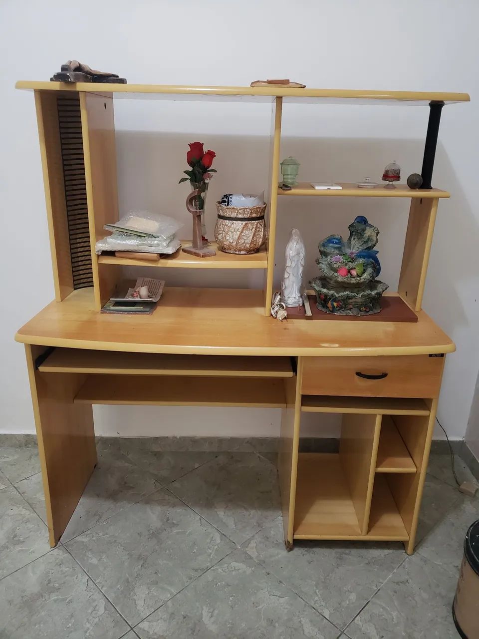 Escrivaninha em bom estado - Foto 3