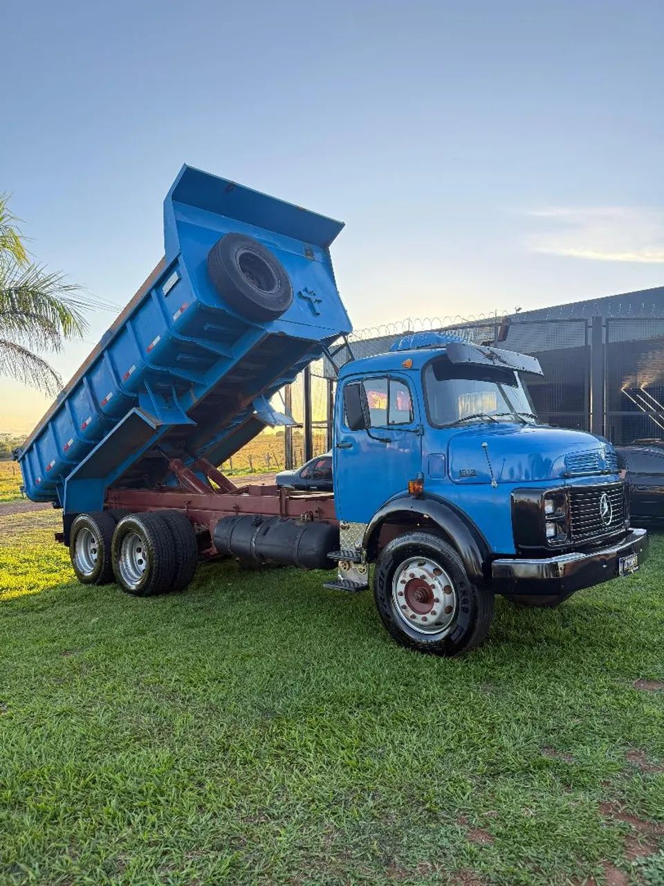 Mercedes Benz Truck Cacamba