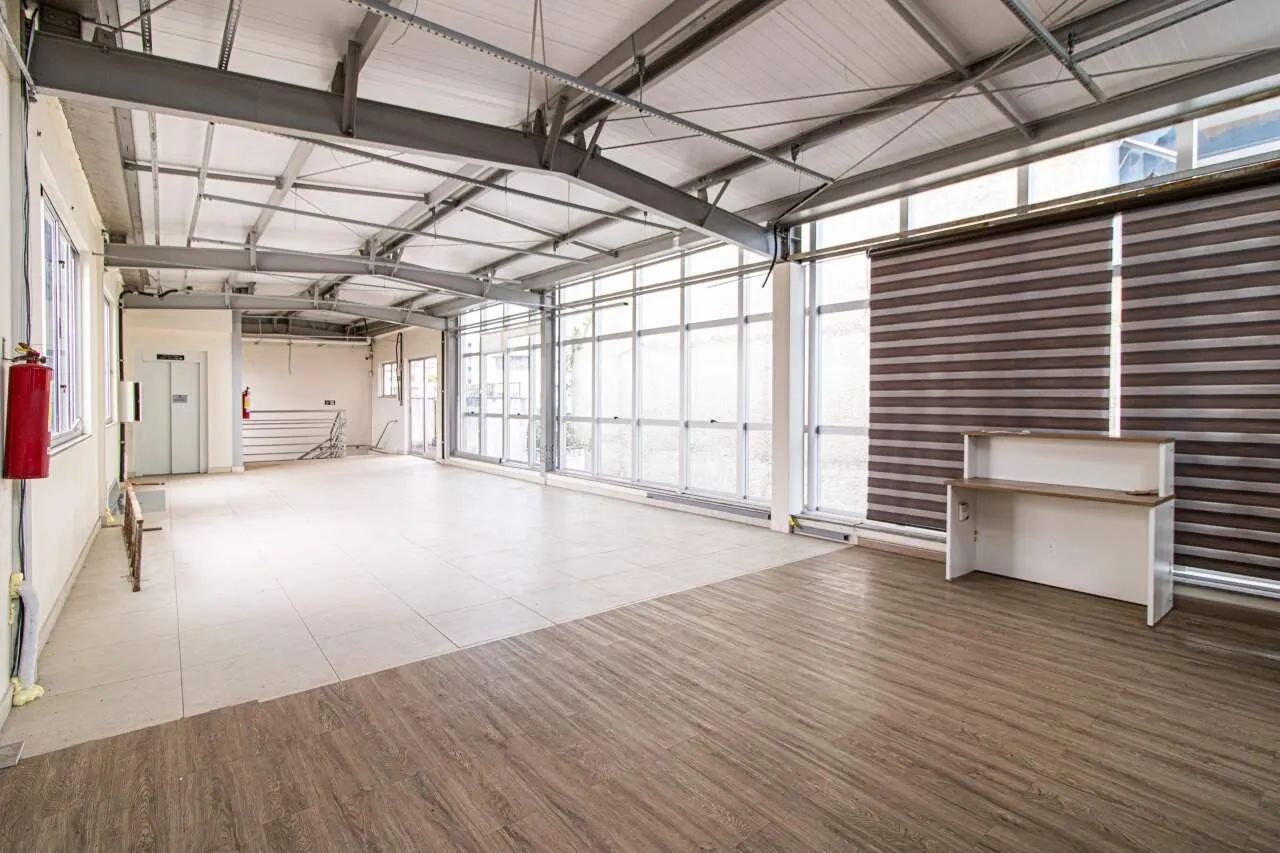 Que tal um ANDAR de 270 m² numa ótima localização!? - Foto 5