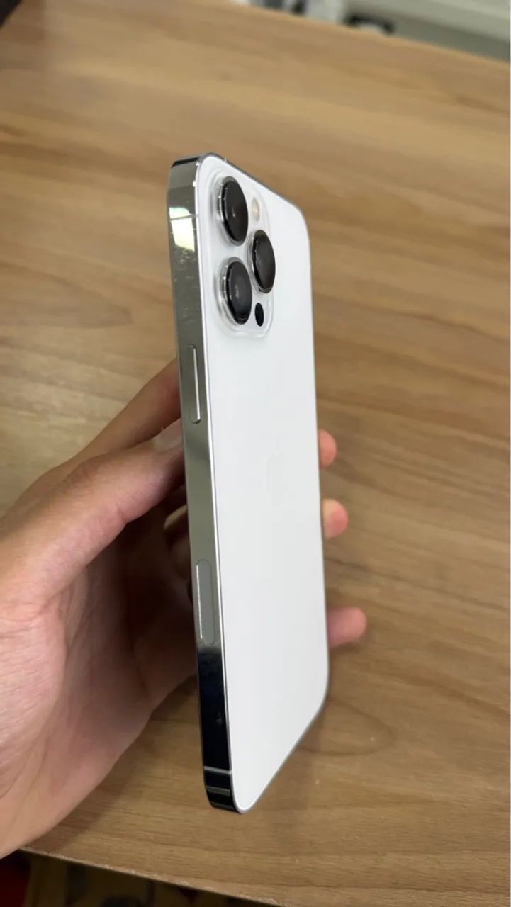 iPhone 13 Pro Max 128gb - Branco - Celulares e Smartphones