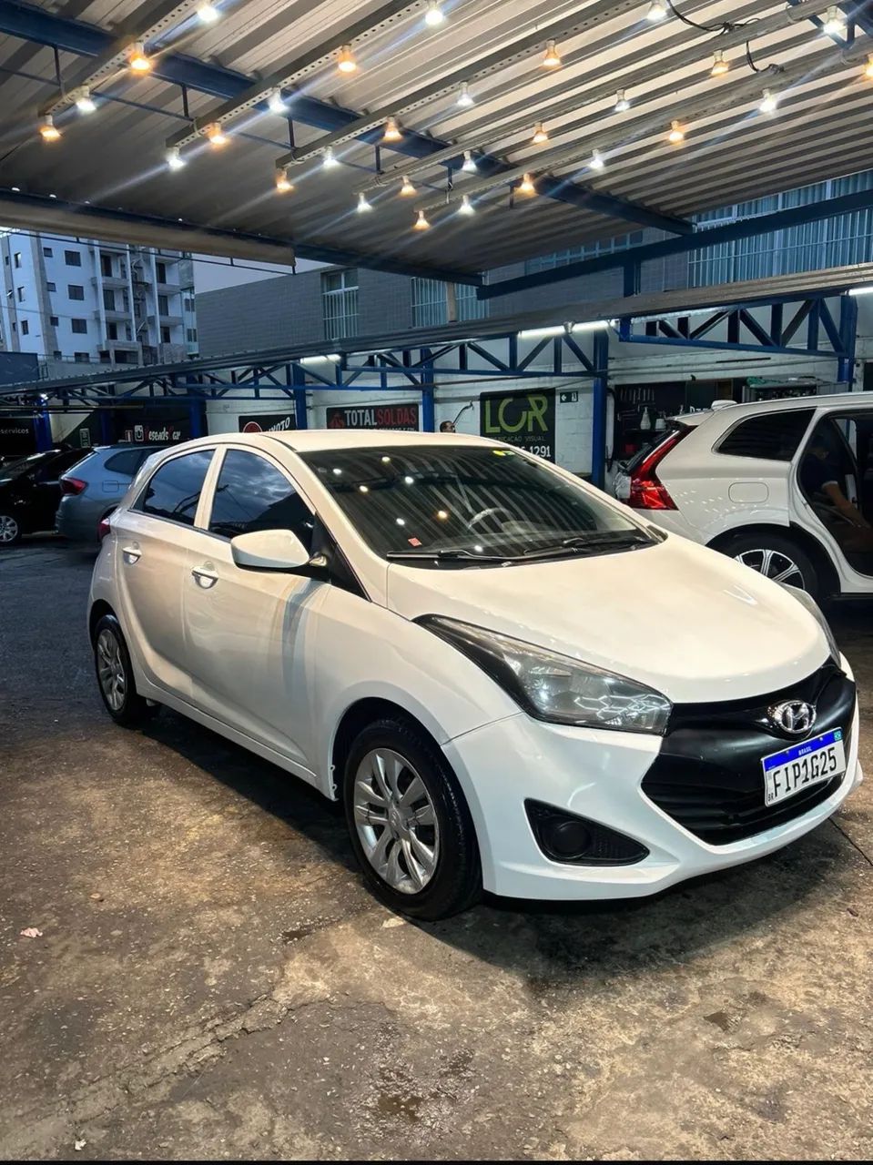 Aluguel de carro e facilito caução. Semanal a partir de 480,00