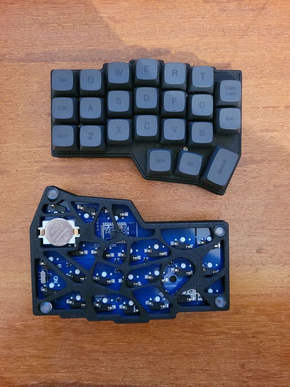 Teclado Corne V4 Split Mecânico MX - Foto 2