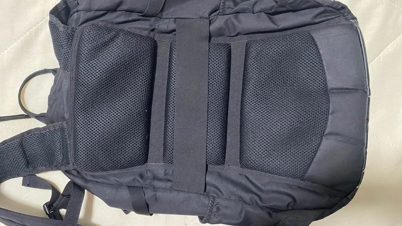 Mochila Royal Enfield Preta - Foto 5