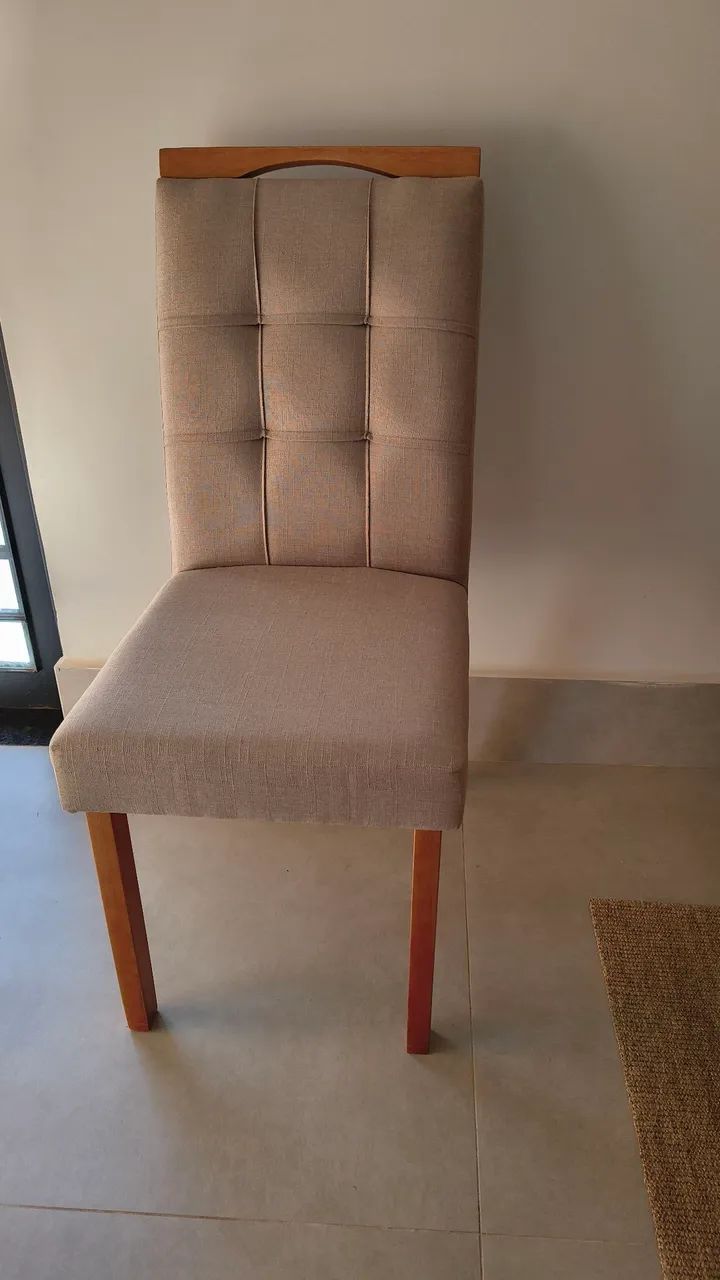 Vende-se cadeiras para sala de jantar 