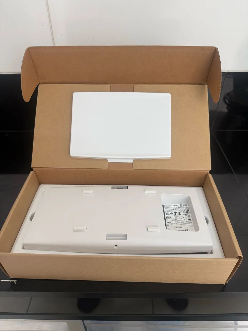 Cisco Meraki Mr36 Hw Cloud-managed Wi-fi 6 Cor Branco - Foto 3