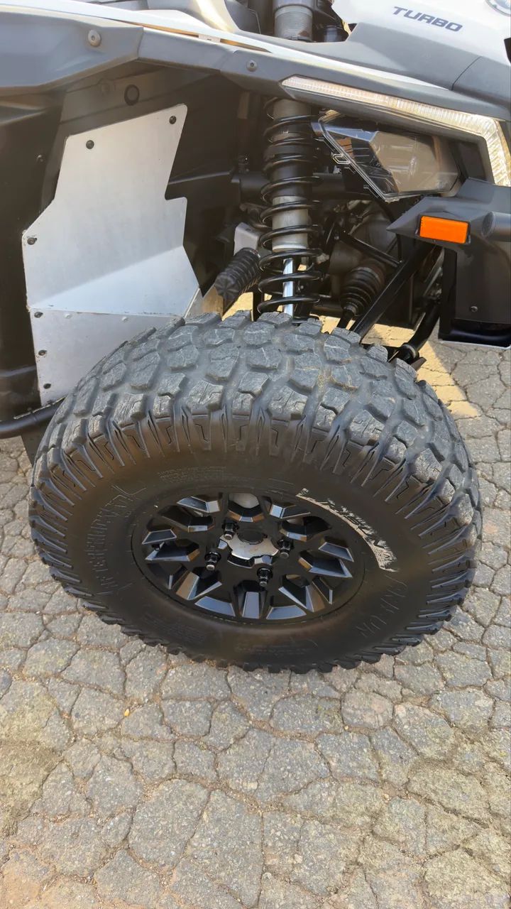 UTV Maverick X3  - Foto 8