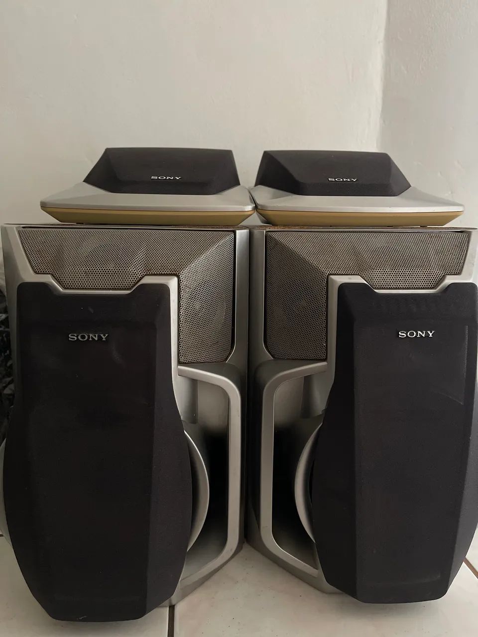 Caixa de som sony GRX800