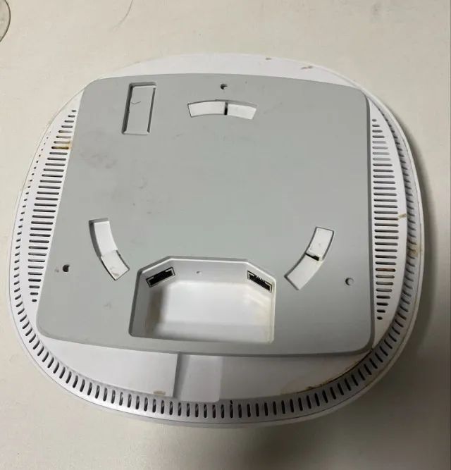 Equipamento de Rede Intelbras - 2 Portas RJ45- ap 1750 AC - Foto 2