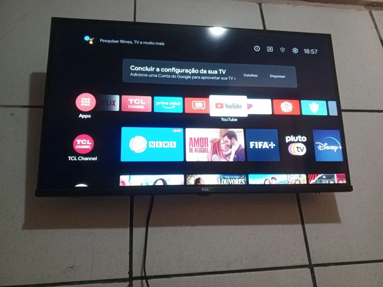 Tv Tcl 32 polegadas smartv funcionando perfeitamente 