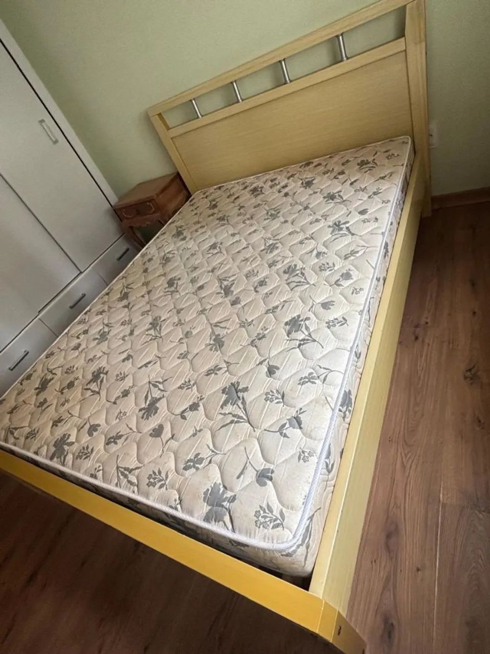 Vendo cama casal com colchão Ortobom  - Foto 2