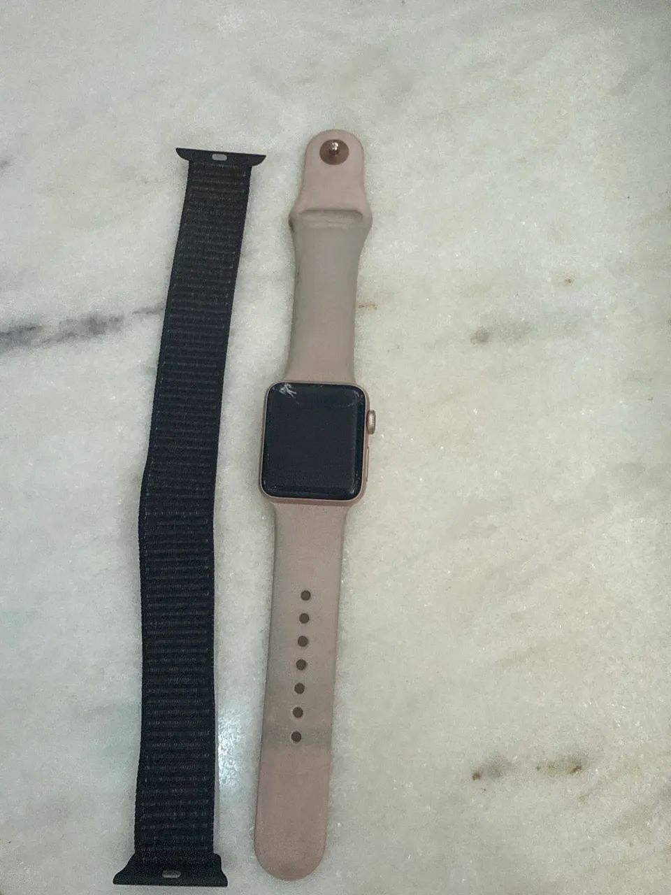 Apple Watch Series 3 com visou quebrado, sem touch, 2 pulseiras 