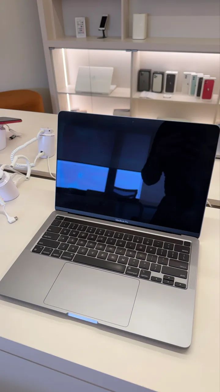 MacBook Pro M2 - Foto 3