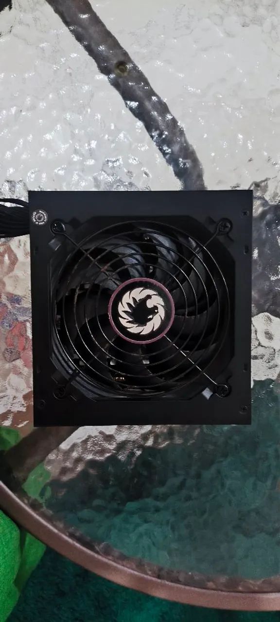 Fonte real 80 plus gamemax GP750 - Foto 4