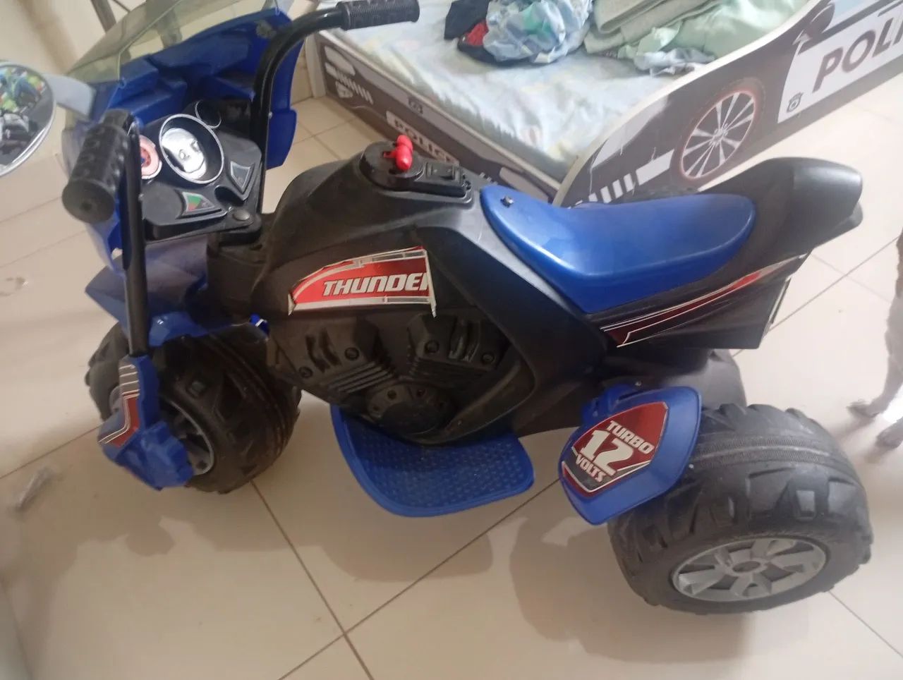 Moto elétrica infantil 