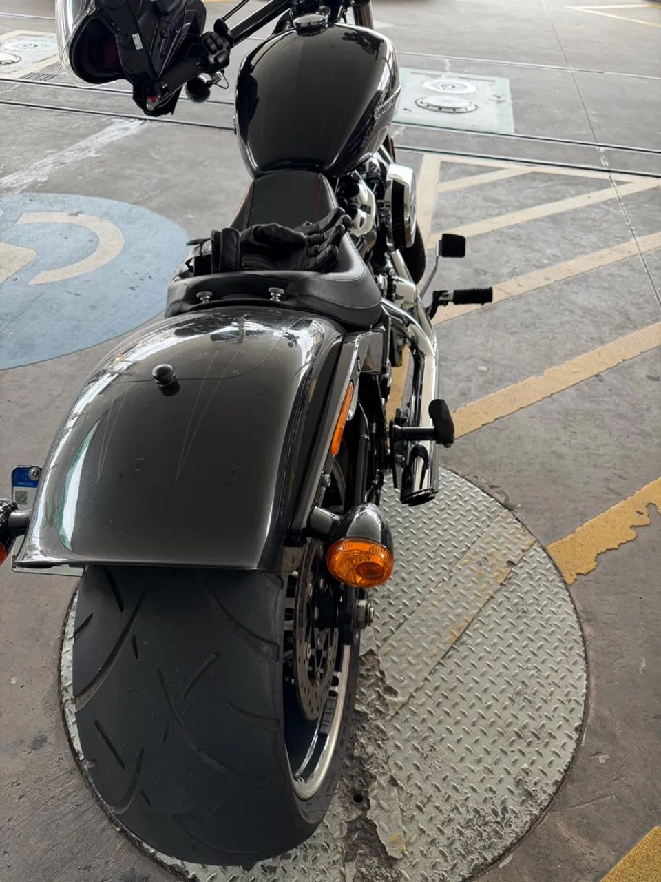 Harley Davidson breakout 2018-  114 - Foto 4