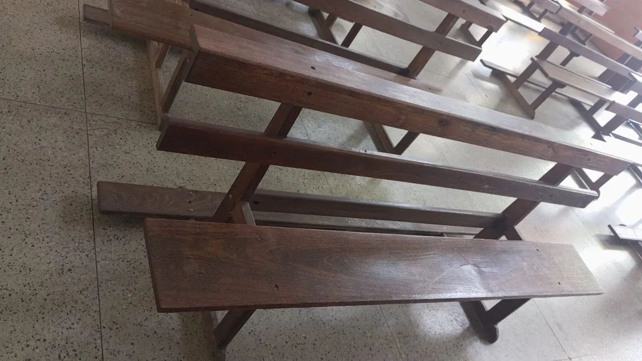 BANCO DE IGREJA 