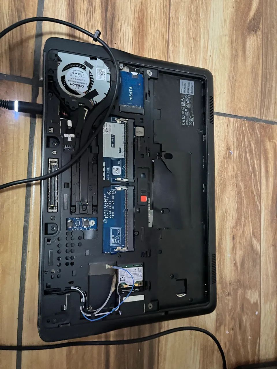 Dell Latitude E7240 usado c/ defeito - Foto 3