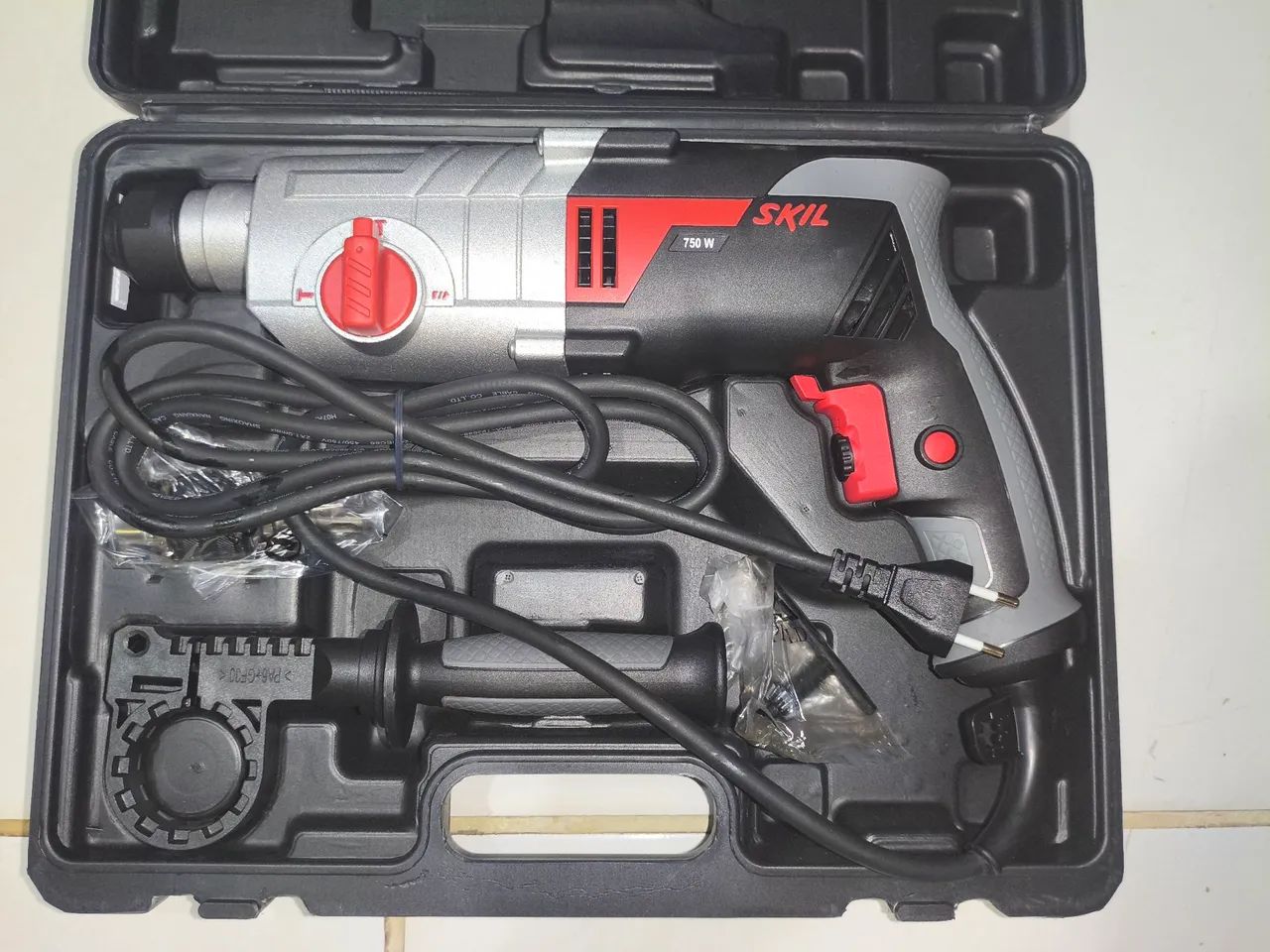 Martelete Skil 750 novo lacrado 2 anos de garantia 